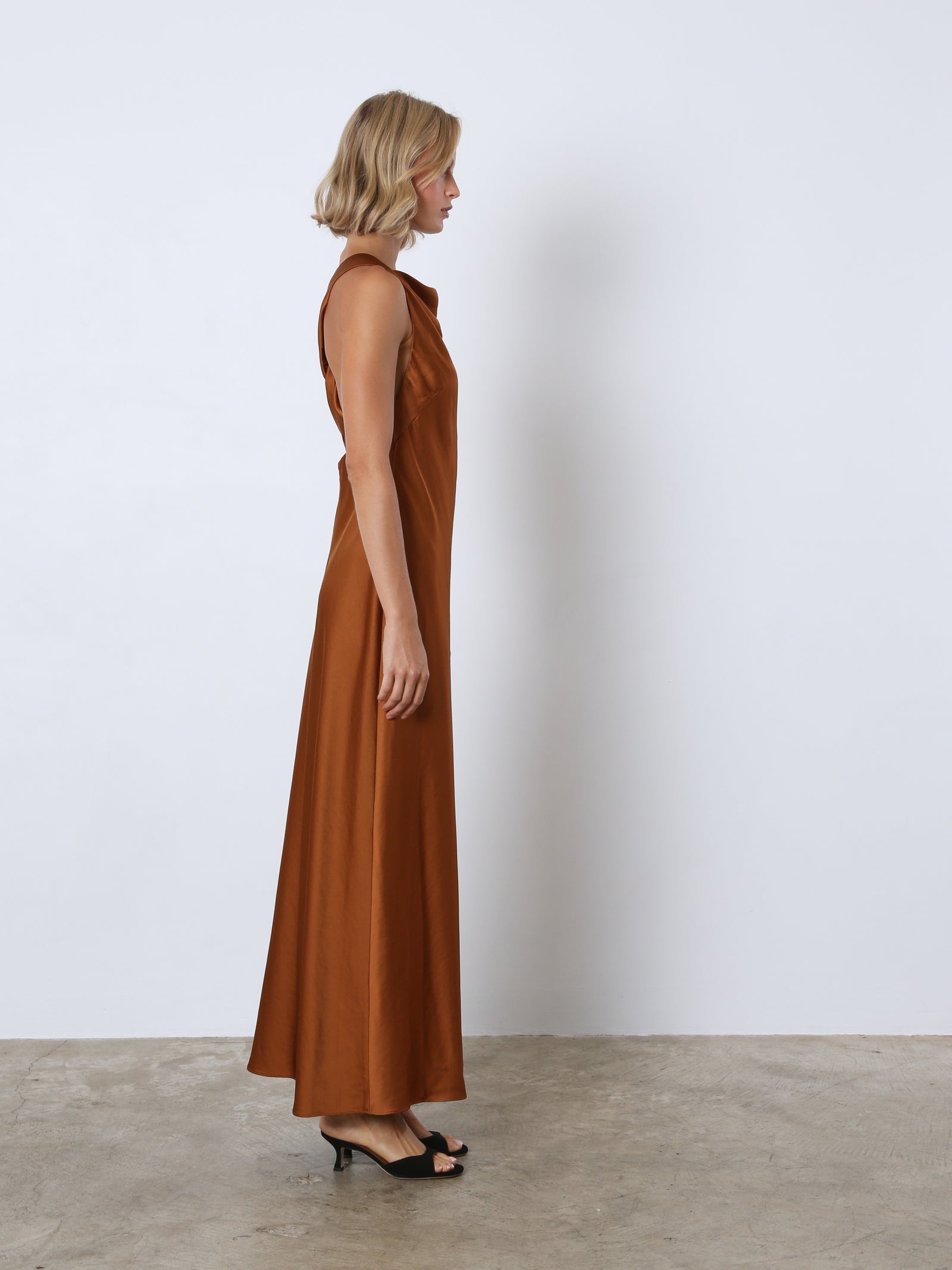 Lara Backless Dress