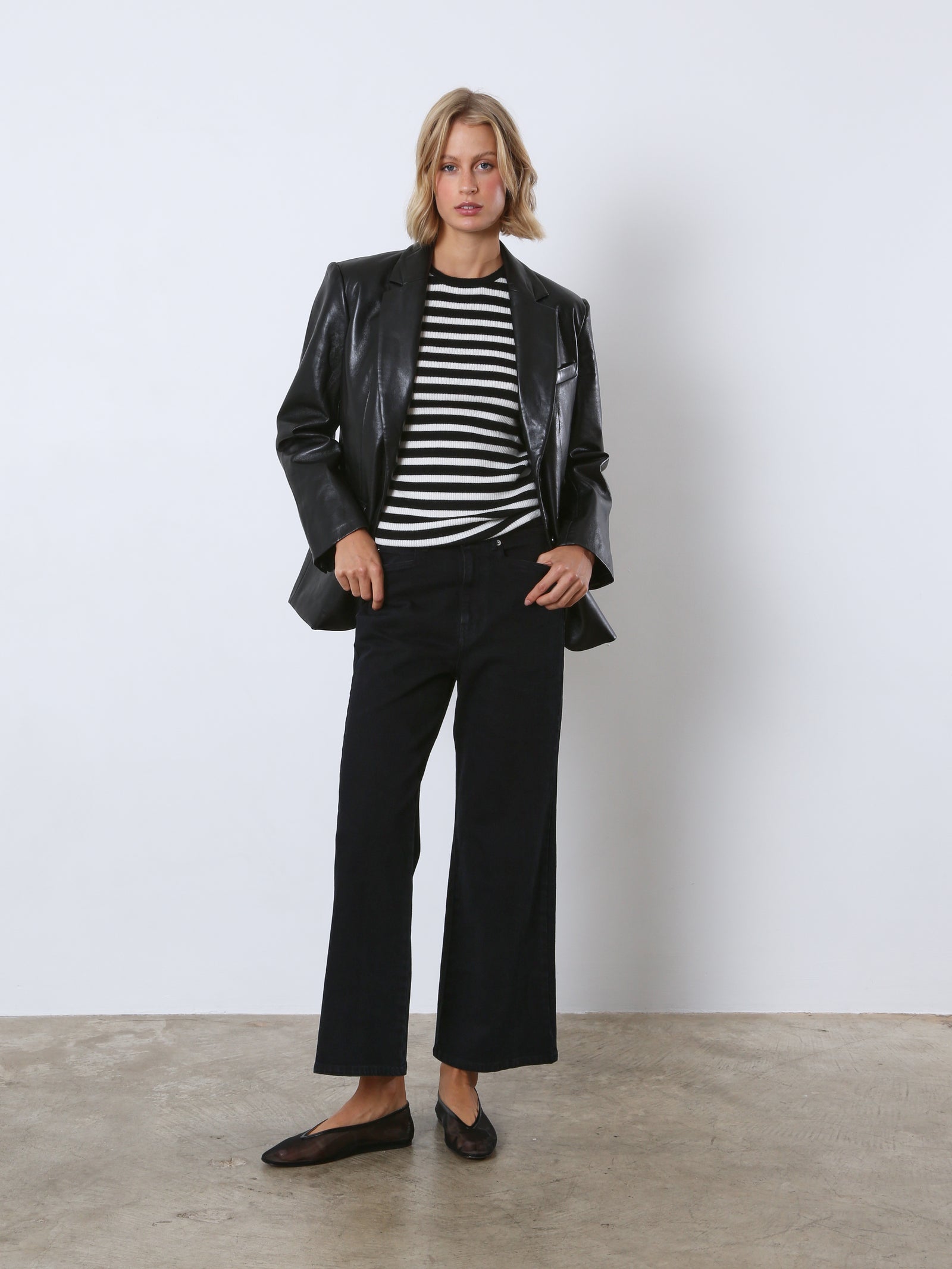 Classic Blazer - Recycled Black Leather