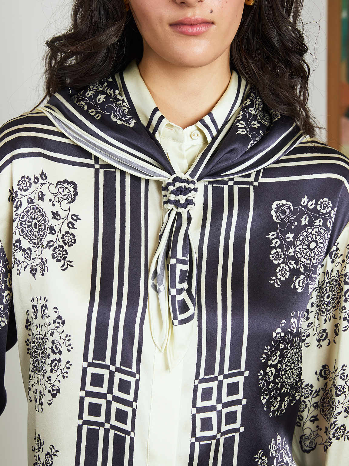 Banderra Scarf Shirt